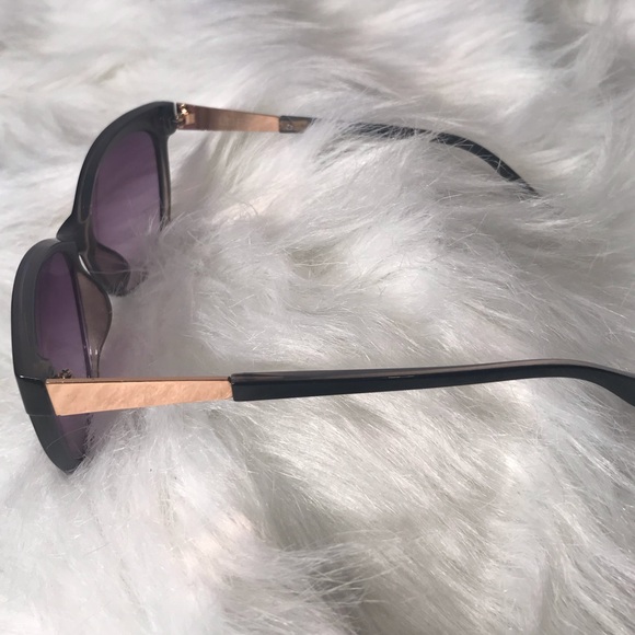 Ann Taylor LOFT Cat Eye Sunglasses - Picture 3 of 7